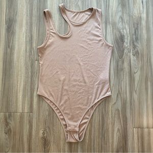 Ribbed Tan Cut-out Bodysuit size XL